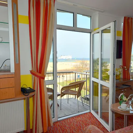 Hotel Baltic Hideaways Beach Hotel Warnemuende 4*