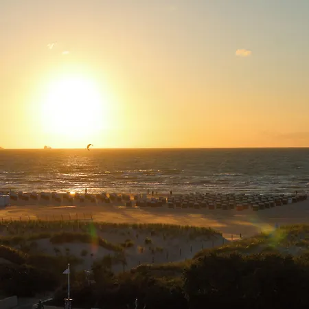 Baltic Hideaways Beach Hotel Warnemuende 4*